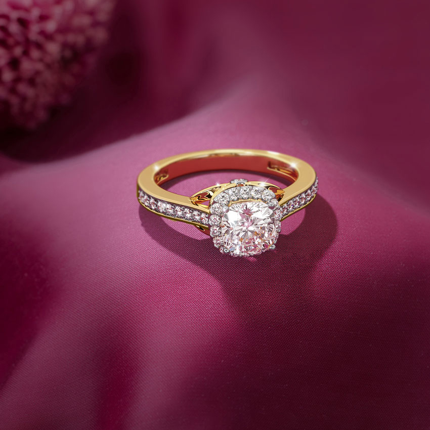 Queen of Diamonds Solitaire Ring